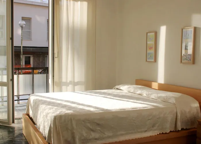 Due Lune Al Mare ليفانتو